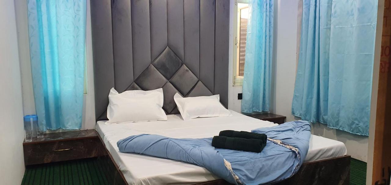 Hotel Resonance Exotic Srīnagar Exterior foto
