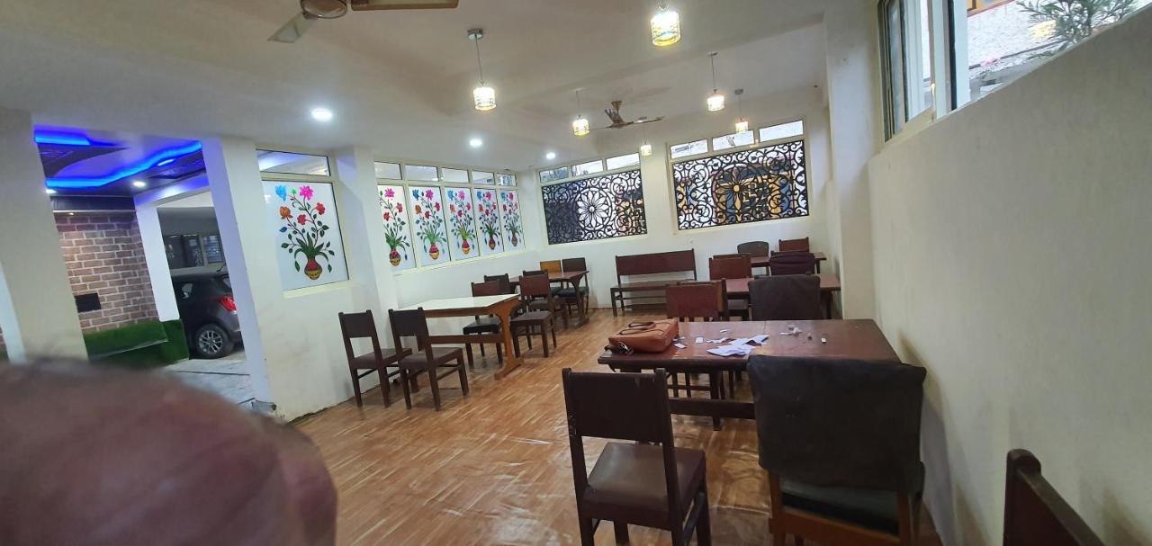 Hotel Resonance Exotic Srīnagar Exterior foto